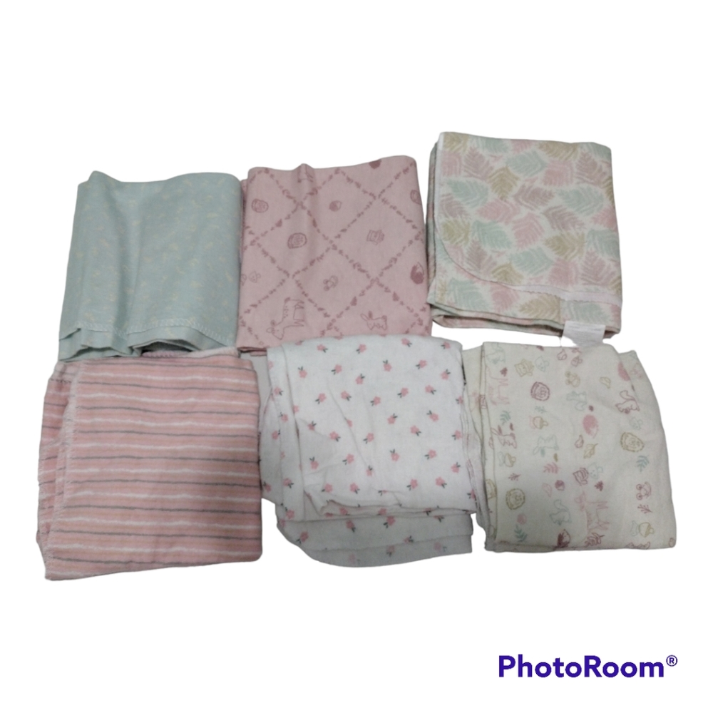 6 CribMates flannel receiving blankets (girls)